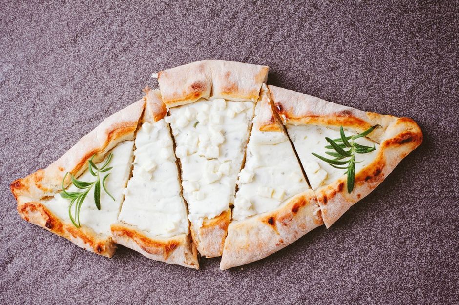 pide mit magermilchkäse